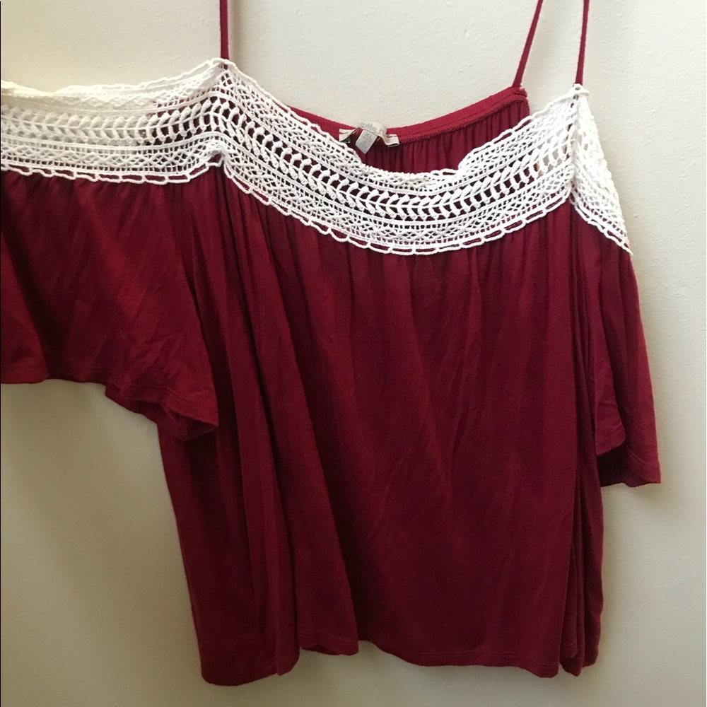 XL Maroon /w Cream Lace Off The Shoulder Tank